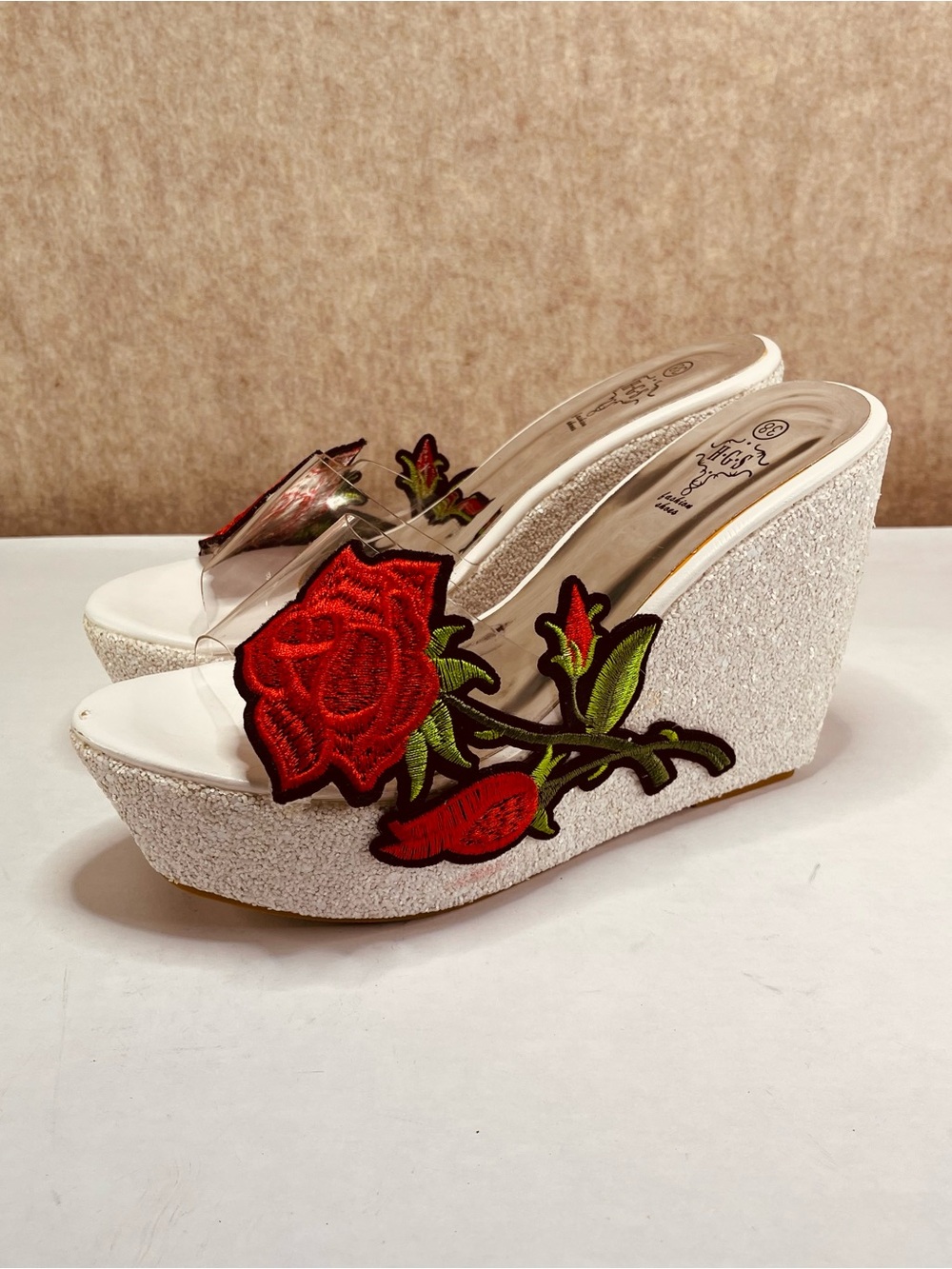HGS 5 Inch High Heel White Glitter Wedge Sandals with Rose Embroidery SZ 7.5 38